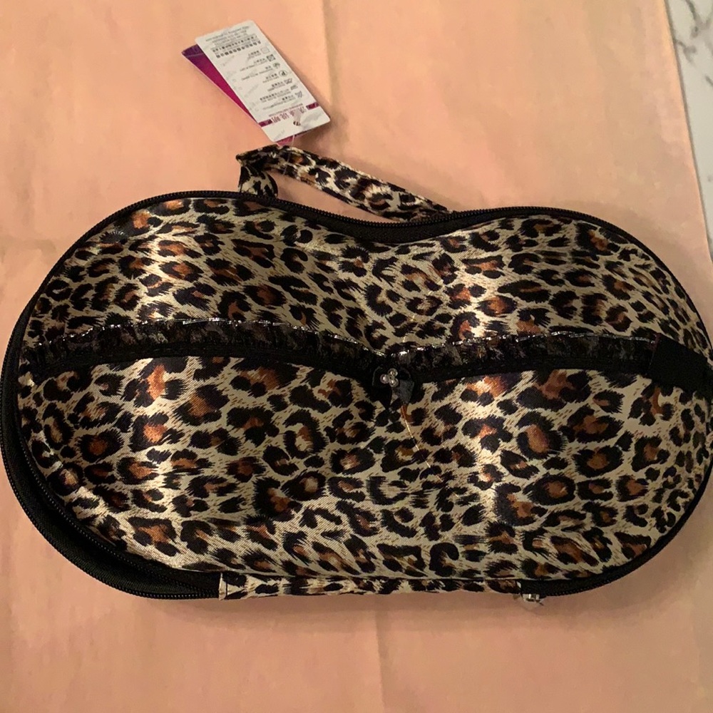 Bra box for travel NWT Leopard protect your bras BOGO discount shipping!